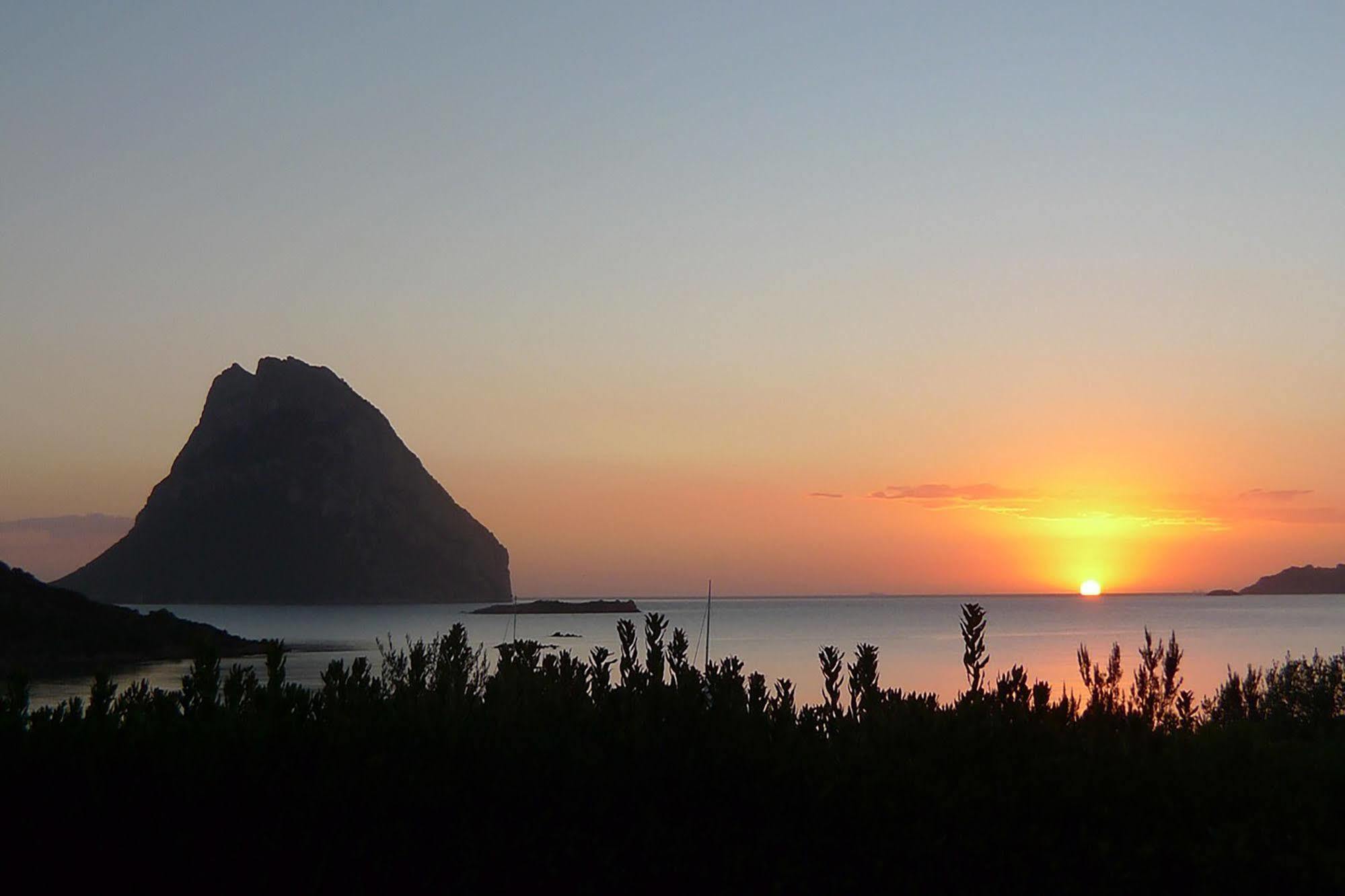 Hotel Don Diego Porto San Paolo  Zewnętrze zdjęcie